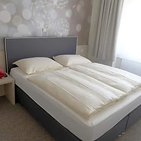 Waldoza Hotel *